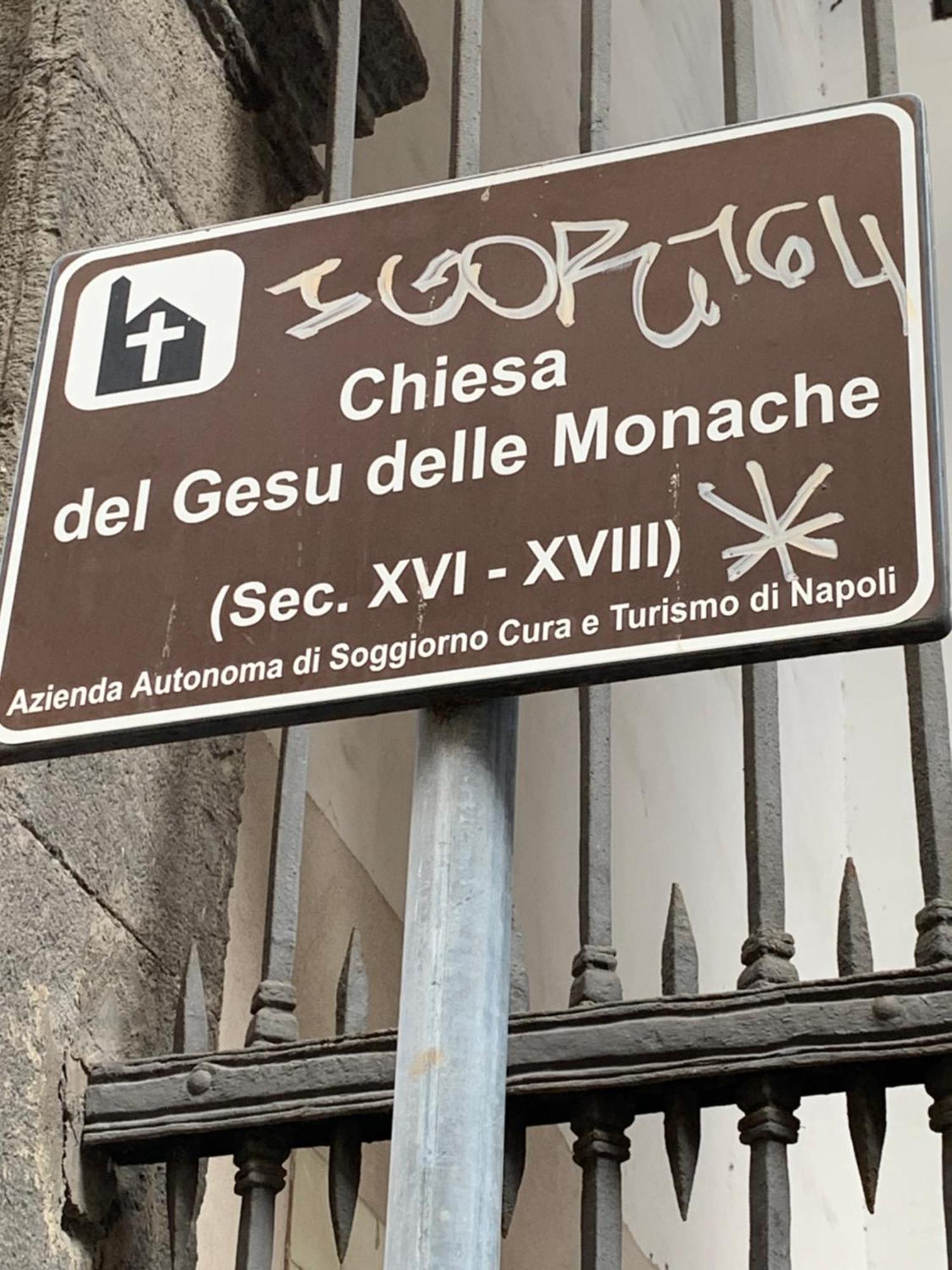 Il Basso Di Donna Assunta Napoli